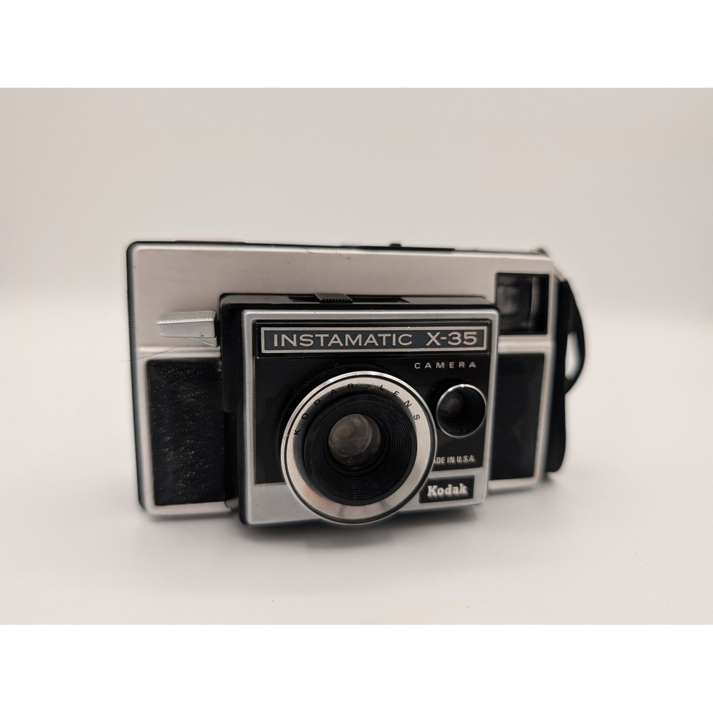 Vintage‎ Kodak Instamatic X-35 Camera 126 Film Retro Mid Century Prop Display